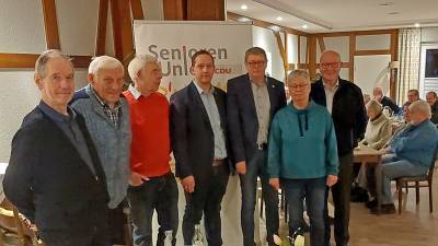 v. links: Dr. Karl Quade, Hermann Nordmann, Helmut Httig, Kmmerer Christoph Bornhorst, Brgermeister Carl-Heinz Putthoff, Marianne Albers, Gisbert Ddtmann